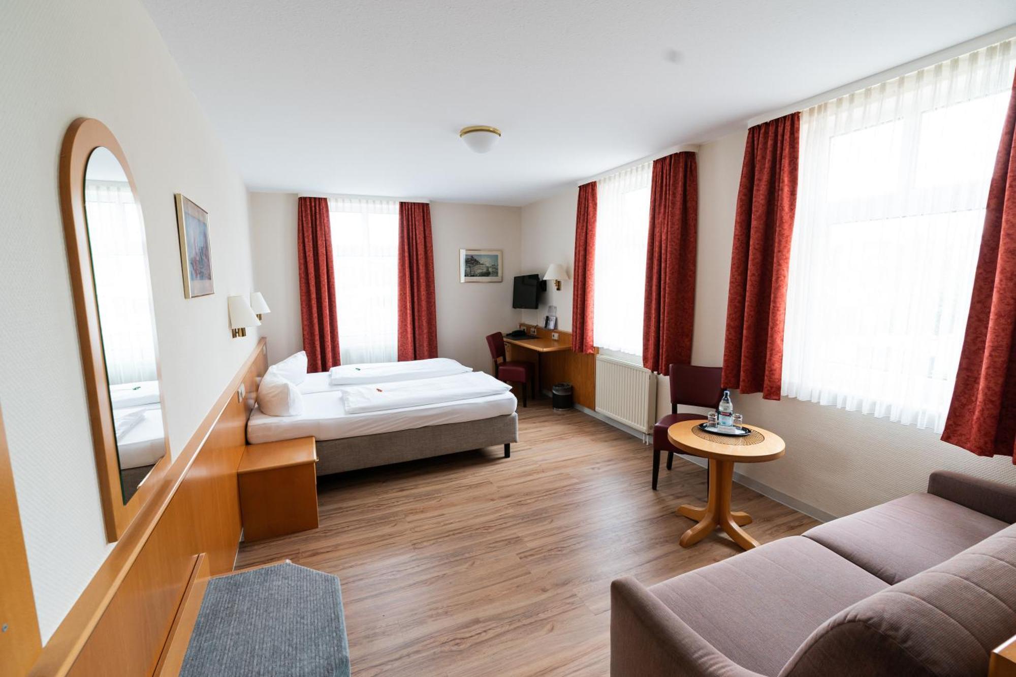 Hotel Am Stadthaus Neuenburg am Rhein Chambre photo